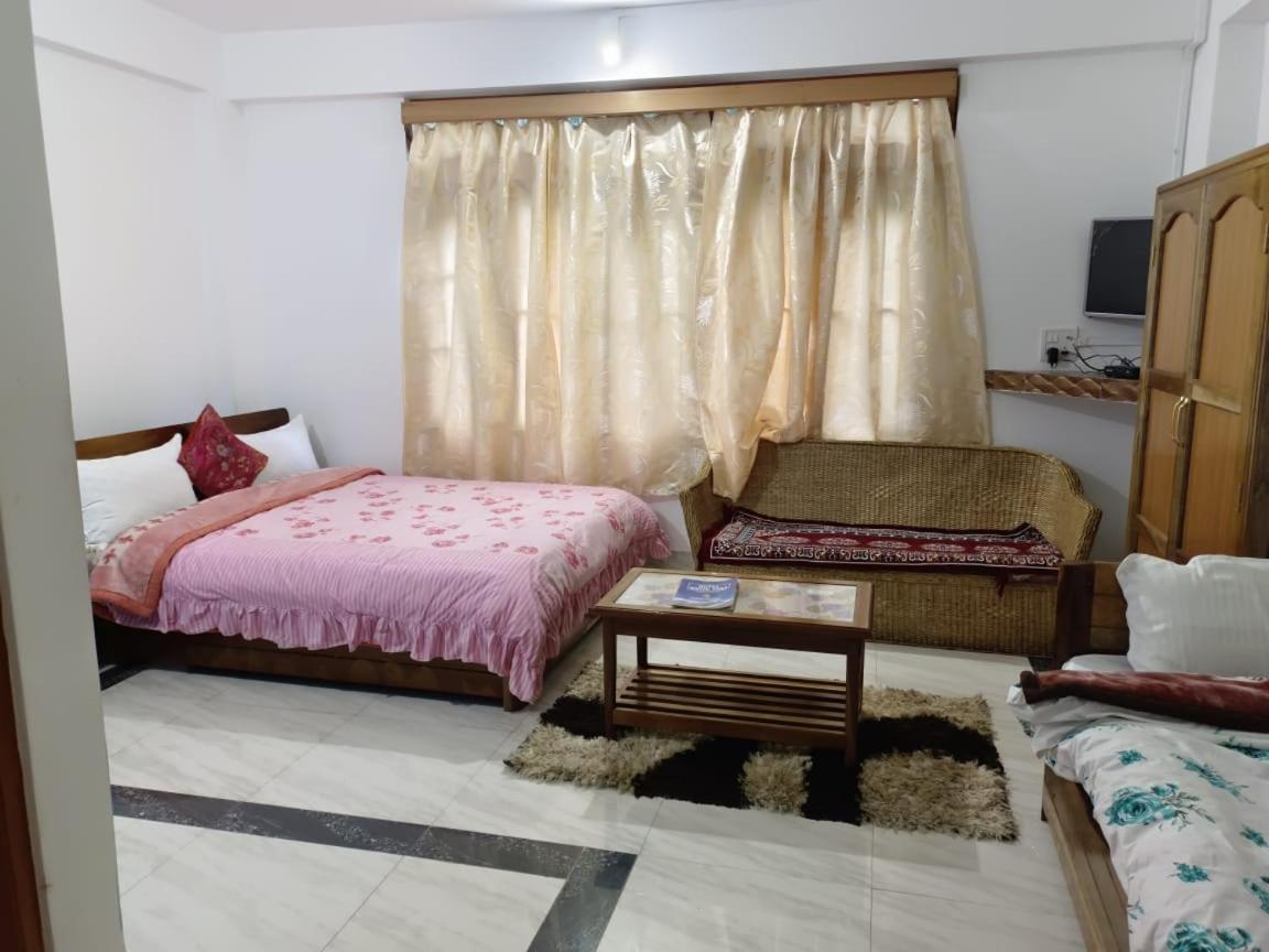 Hotel White Tara Tawang Exteriér fotografie
